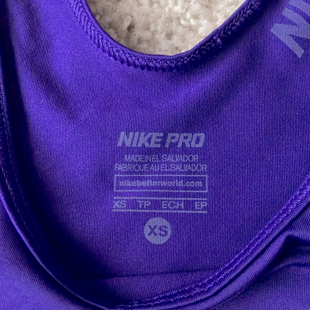 Nike Pro | Dri-Fit Athletic Top - Picture 4 of 7